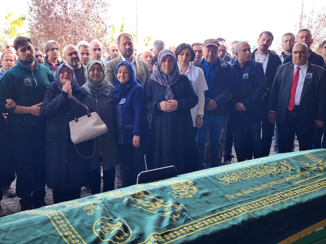 Muğla Eğitim Araştırma Hastanesi Personeli Ekrem Şababoğlu, Dualarla Son Yolculuğuna Uğurlandı 7